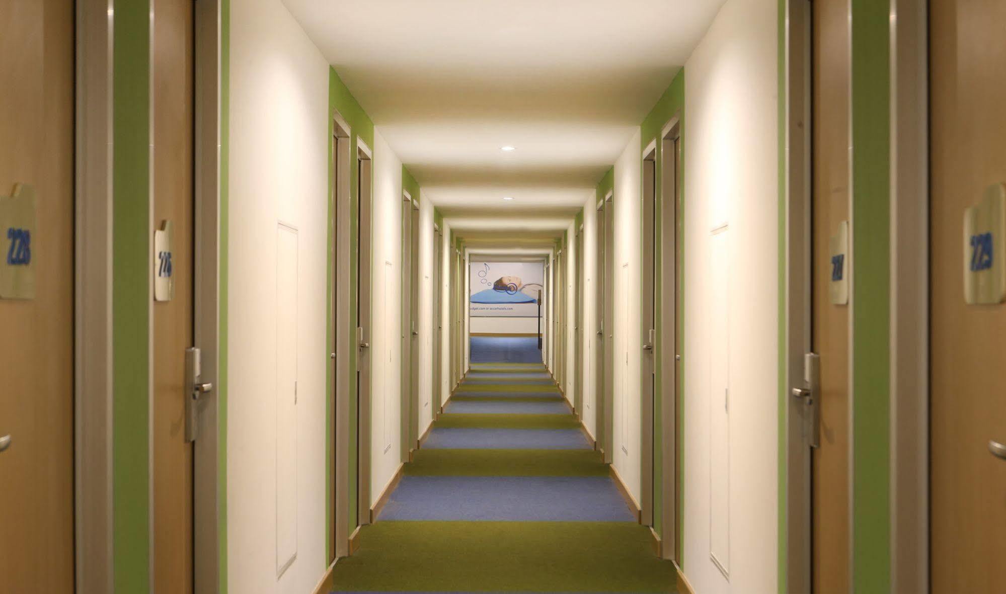 Cordia Hotel Surabaya Airport - Hotel Dalam Bandara - Formerly Ibis Budget Surabaya Airport Сідоарджо Екстер'єр фото